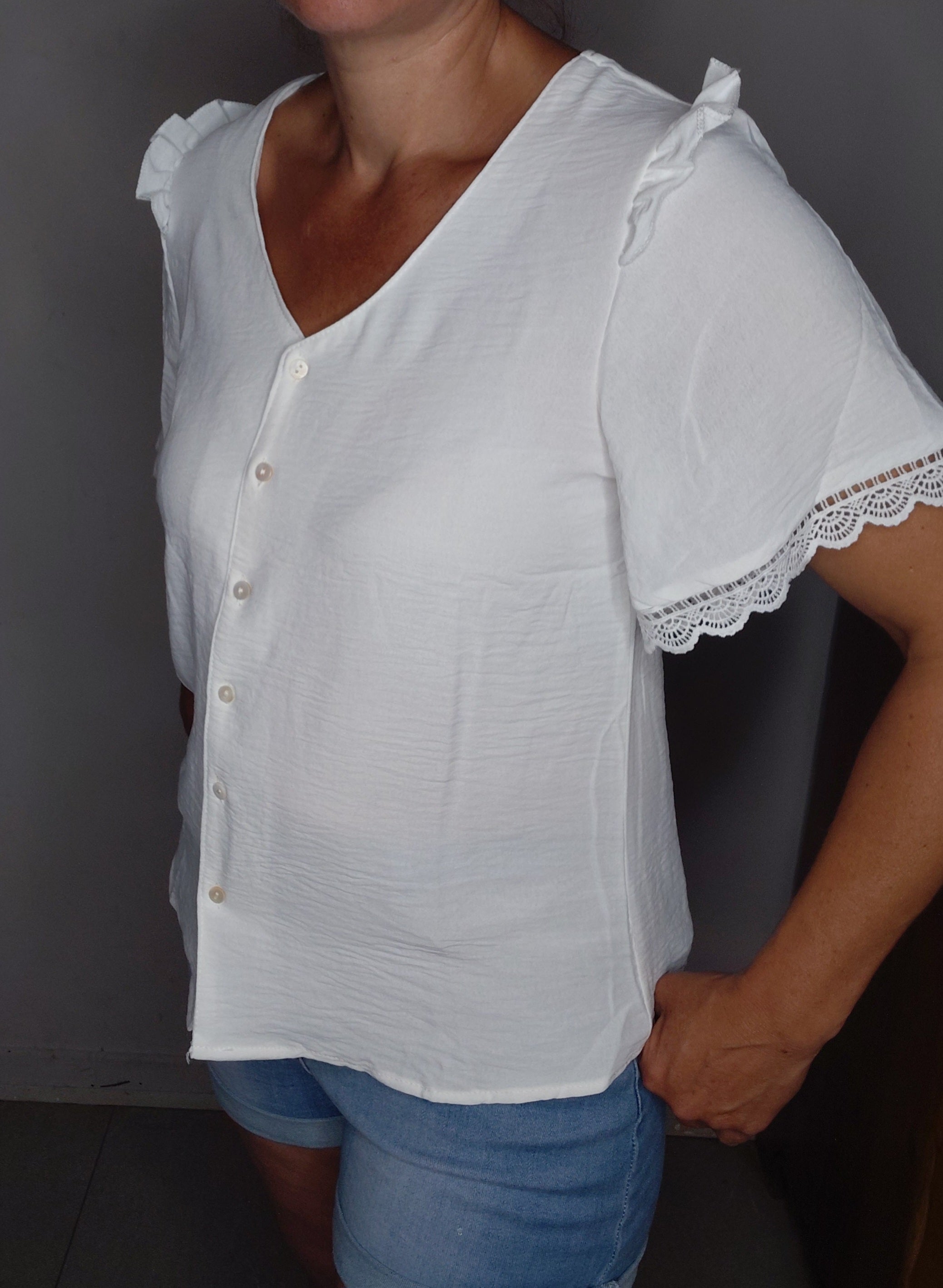 Blouse légère fluide à manches courtes blanche