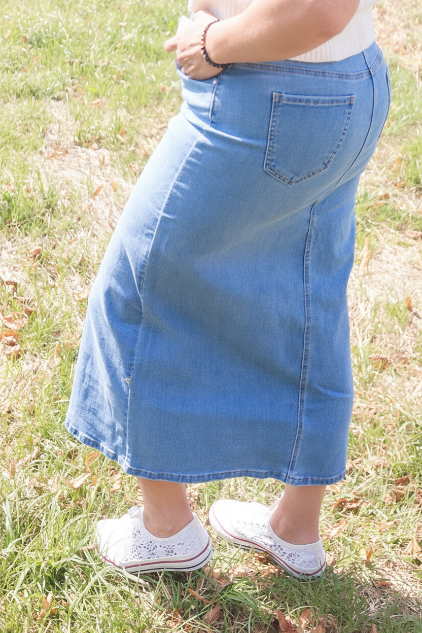 Jupe longue en jean stretch avec fente avant – L'armoire aux trésors