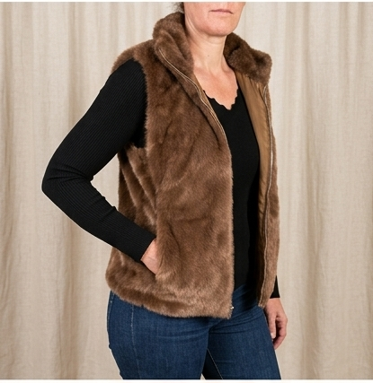 Manteau sans manches fausse fourrure