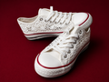 Sneakers blanches dentelle Lady Glory femme – L'armoire aux trésors